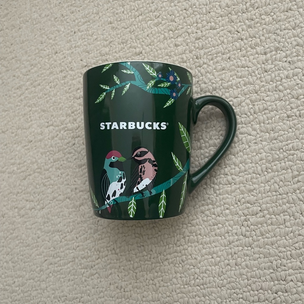 Starbucks 2020 green floral birds forest coffee mug 10 fl oz